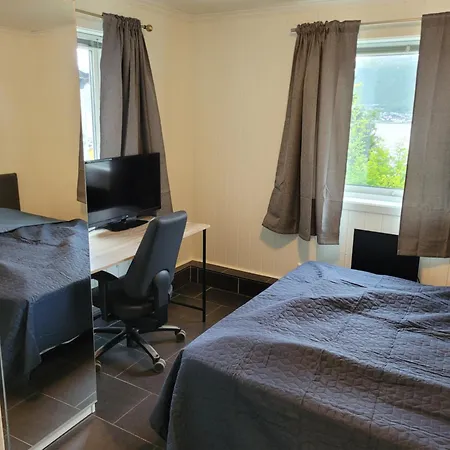 Explore With Four Bedrooms And Beautiful View * Tromsø