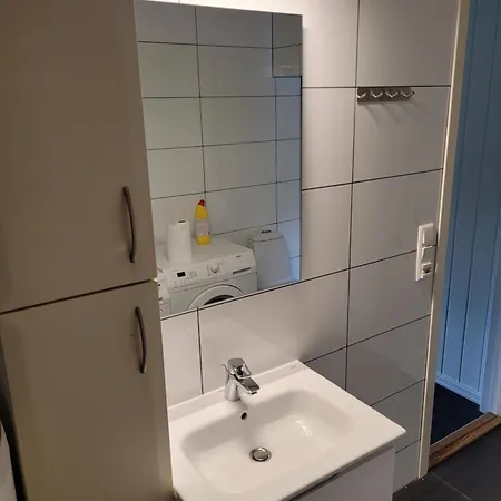 Explore With Four Bedrooms And Beautiful View 아파트 *